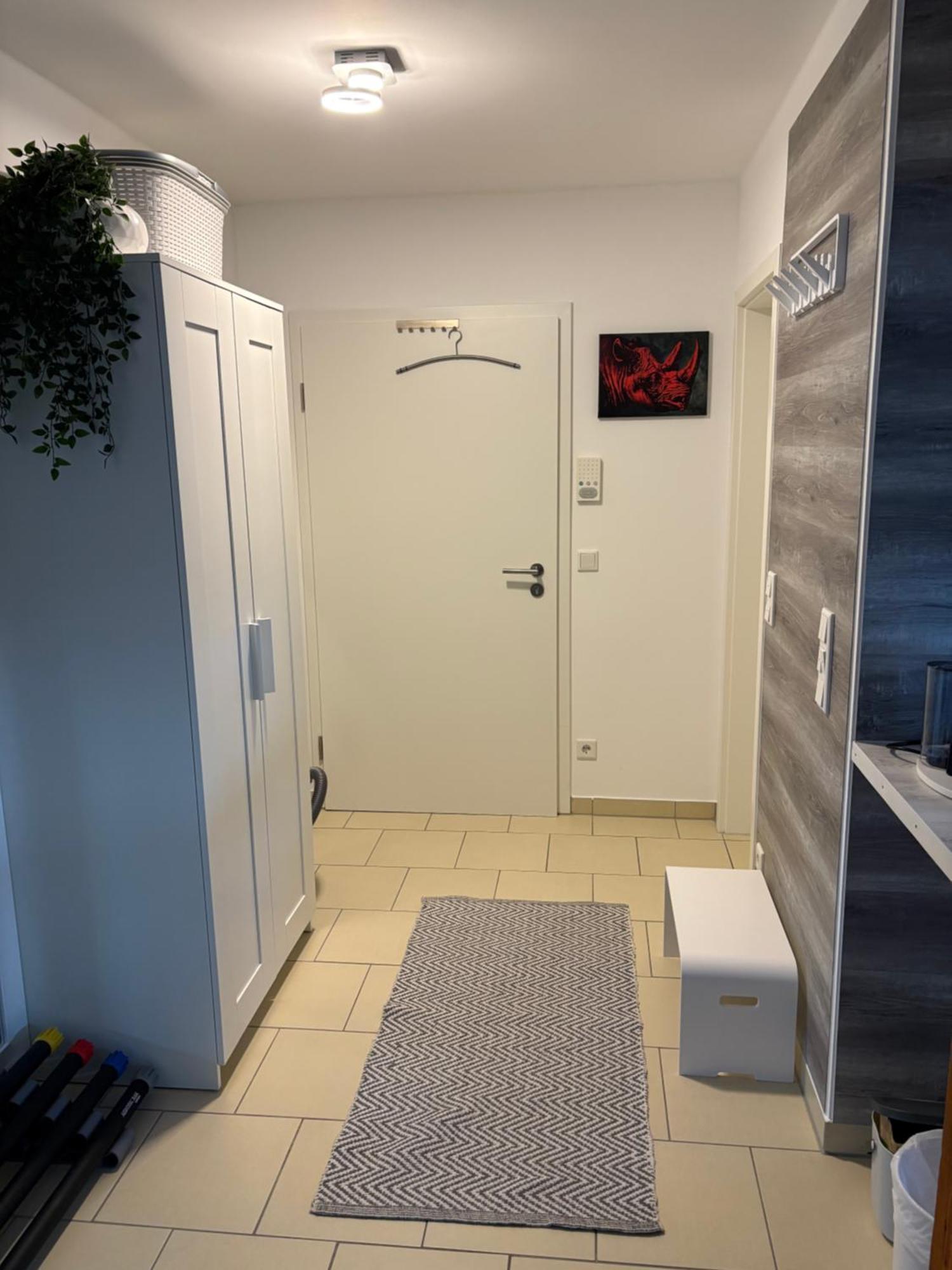 Apartment Ganze Unterkunft,modern, Naehe Altstadt *